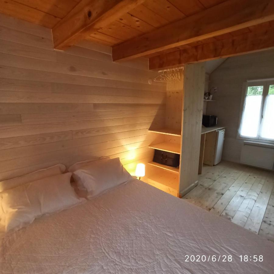 Une Tiny House A Decouvrir Au Coeur De La Cite ! Contrexéville Екстериор снимка